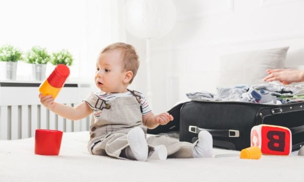 Wyjazd do hotelu z niemowlakiem – co trzeba ze sobą wziąć?